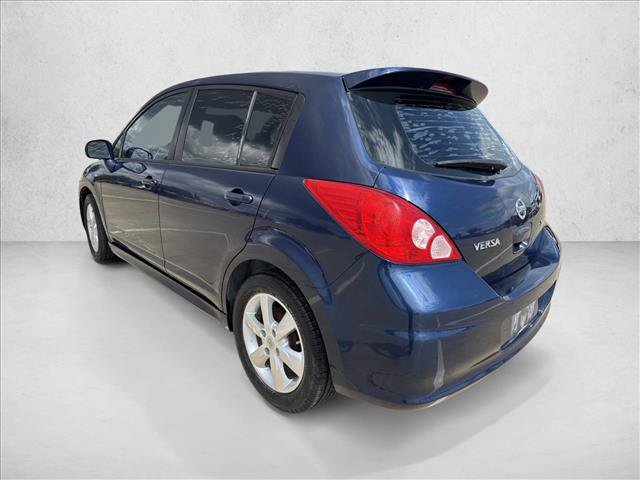Used 2012 Nissan Versa Hatchback FWD image 7