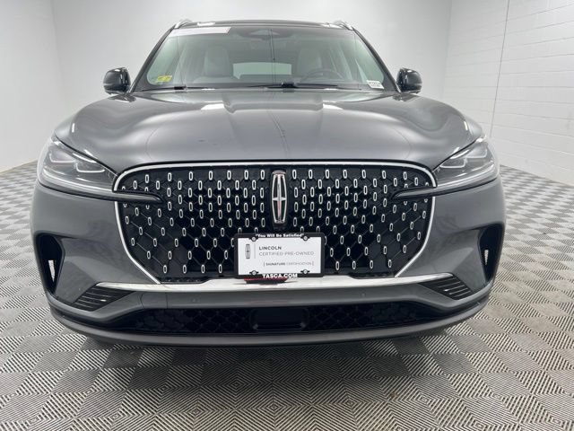 Certified 2025 Lincoln Aviator Reserve w/ Illumination Package AWD/4WD image 3