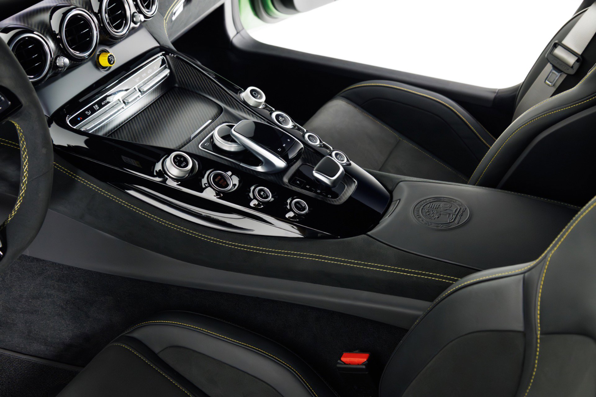 Used 2018 Mercedes-Benz AMG GT R image 20