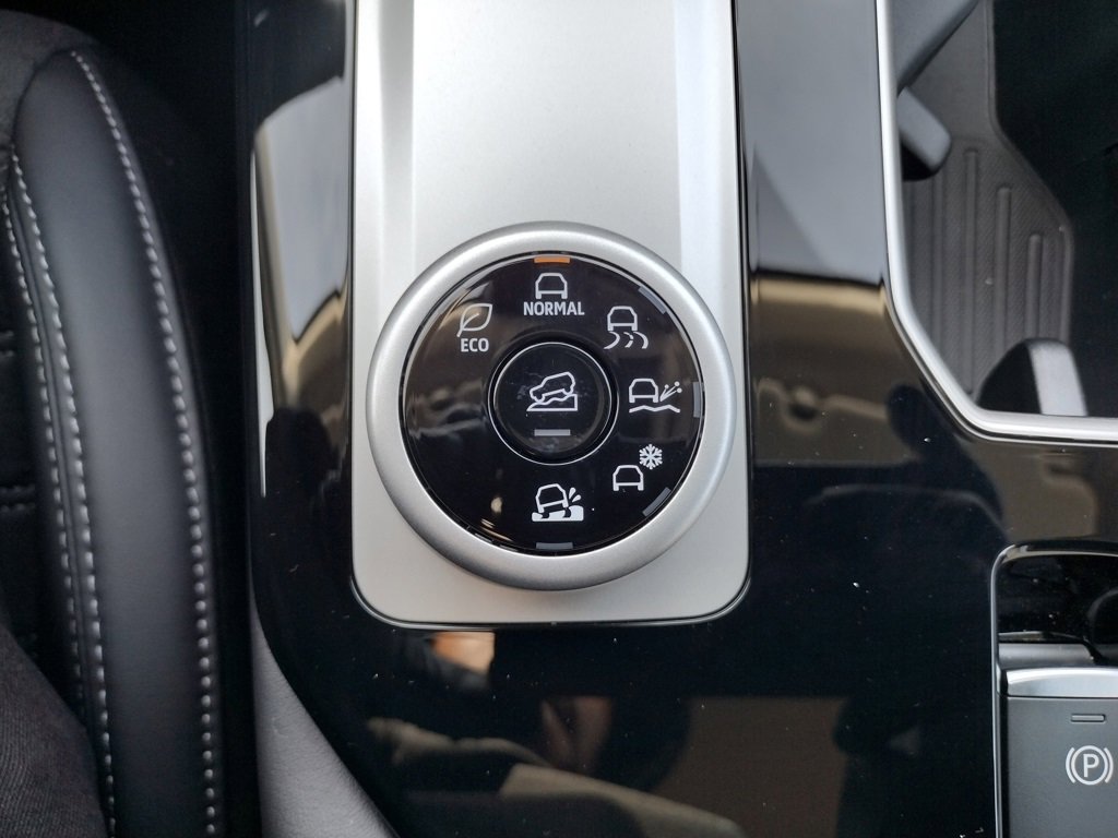 New 2026 Mitsubishi Outlander Trail Edition image 25