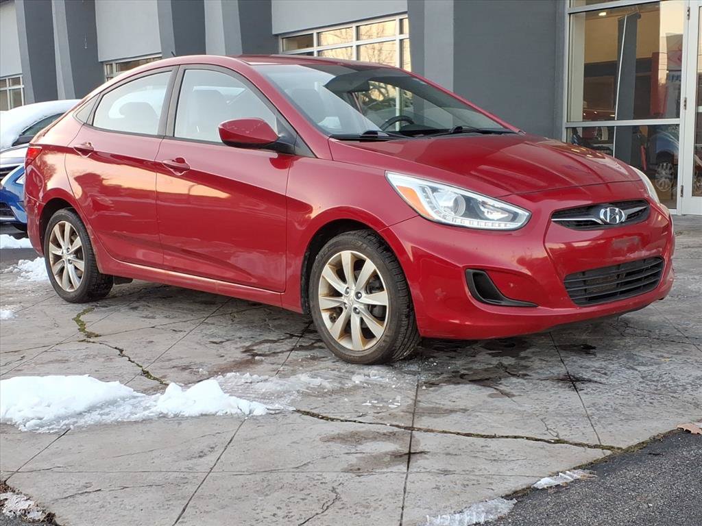 Used 2008 Nissan Versa Hatchback