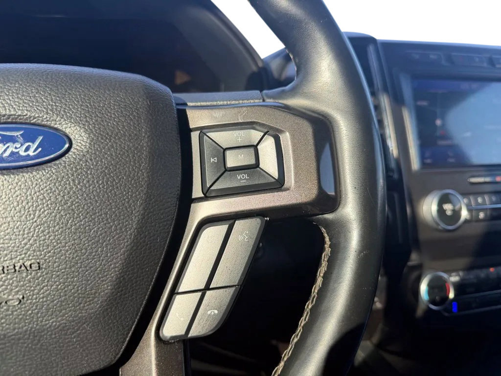 Used 2021 Ford Expedition Limited AWD/4WD image 17