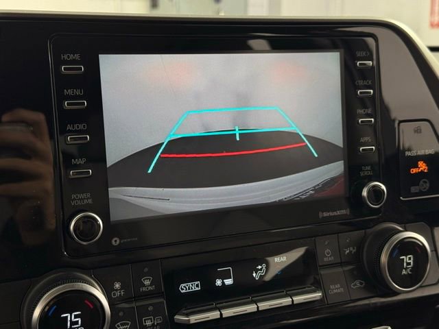 Used 2020 Toyota Highlander L image 20