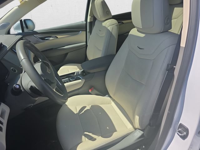 Certified 2023 Cadillac XT5 Premium Luxury AWD/4WD image 15