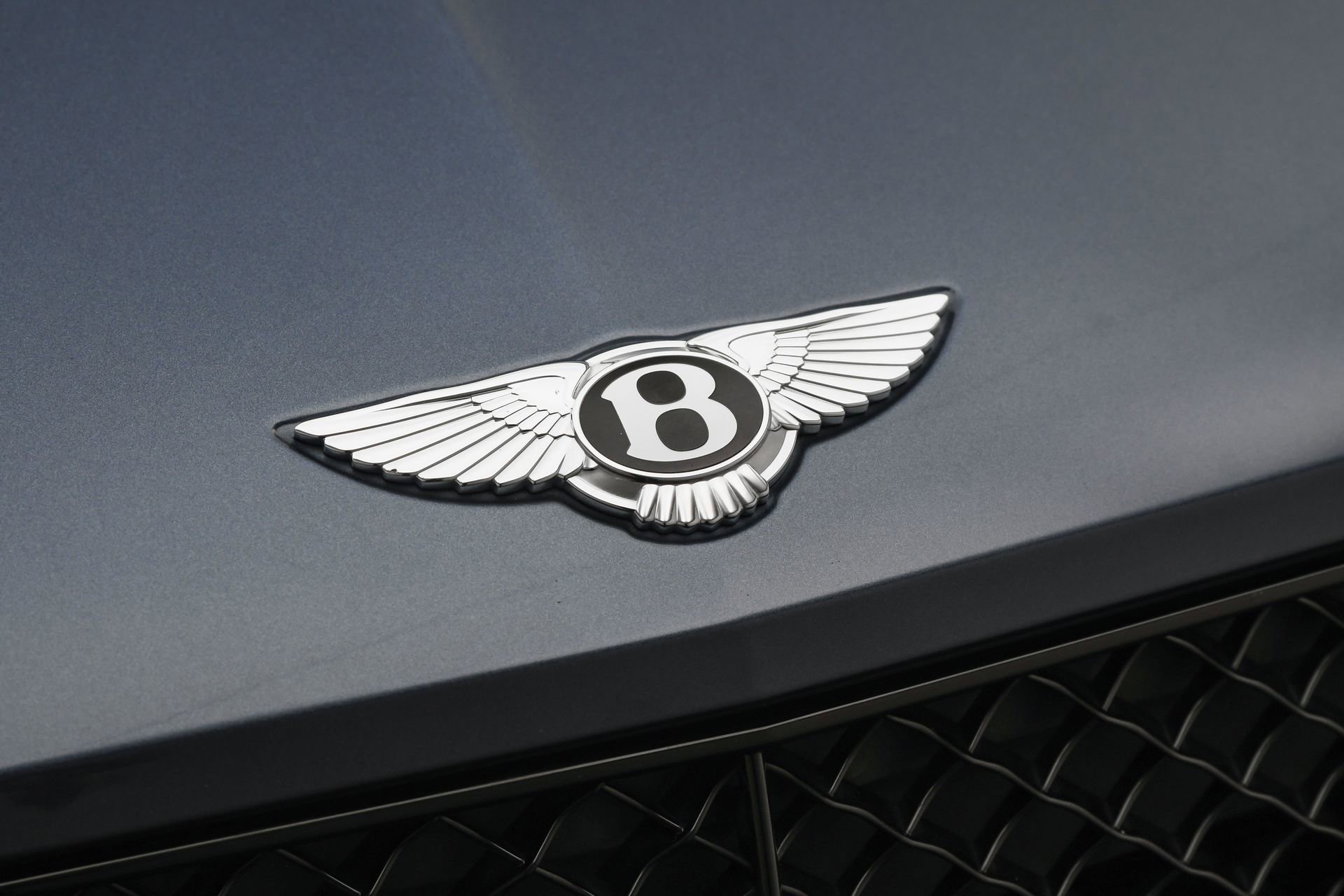 Used 2022 Bentley Bentayga S image 28