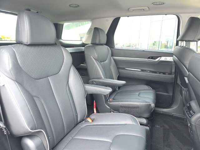 Used 2023 Hyundai Palisade SEL w/ Premium Package image 9