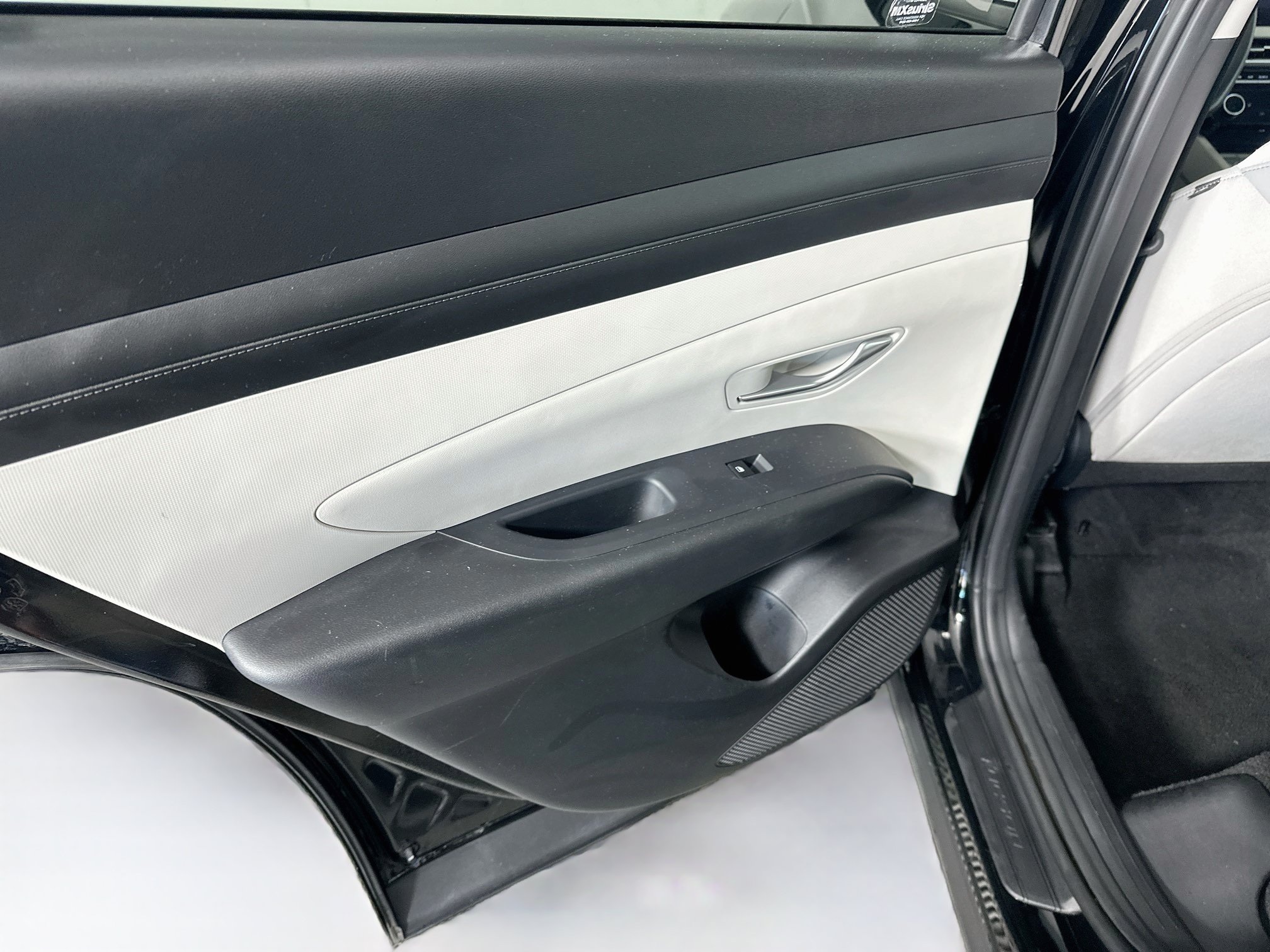 Used 2025 Hyundai Tucson SEL FWD image 25