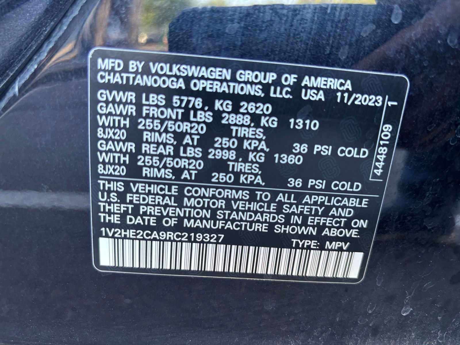 Used 2024 Volkswagen Atlas Cross Sport SE image 29