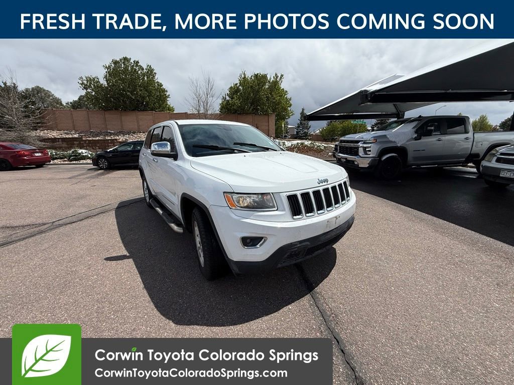 Used 2016 Jeep Grand Cherokee Laredo RWD image 1