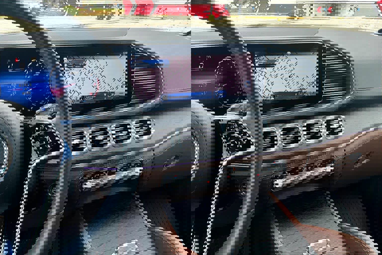 Used 2024 Mercedes-Benz GLE 350 4MATIC image 6