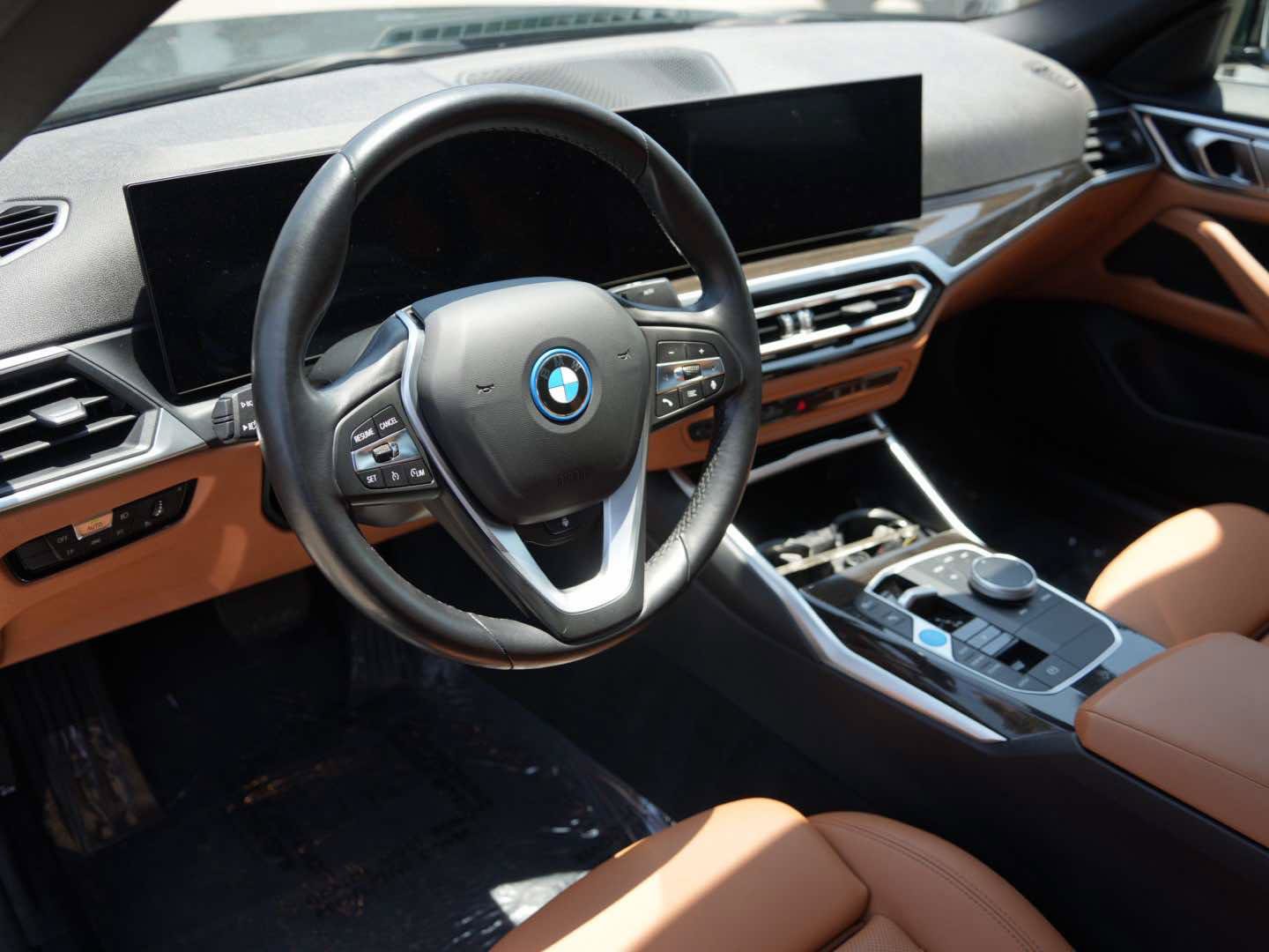 Used 2023 BMW i4 eDrive35 w/ Premium Package RWD image 12