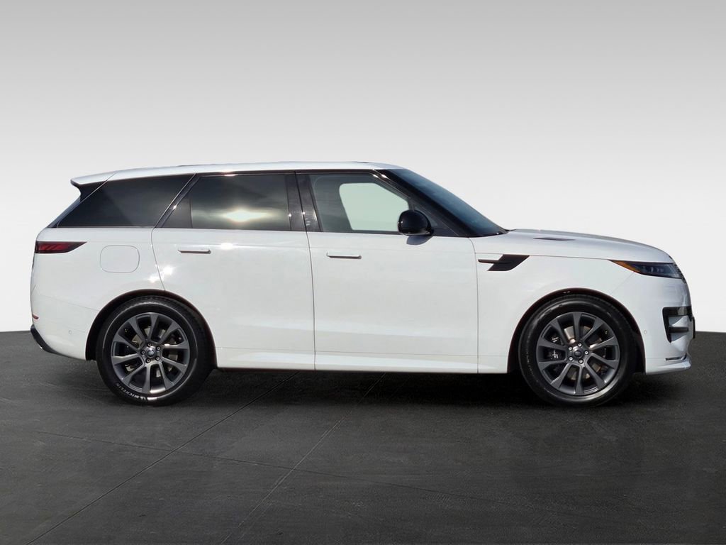 Used 2024 Land Rover Range Rover Sport Dynamic SE image 7