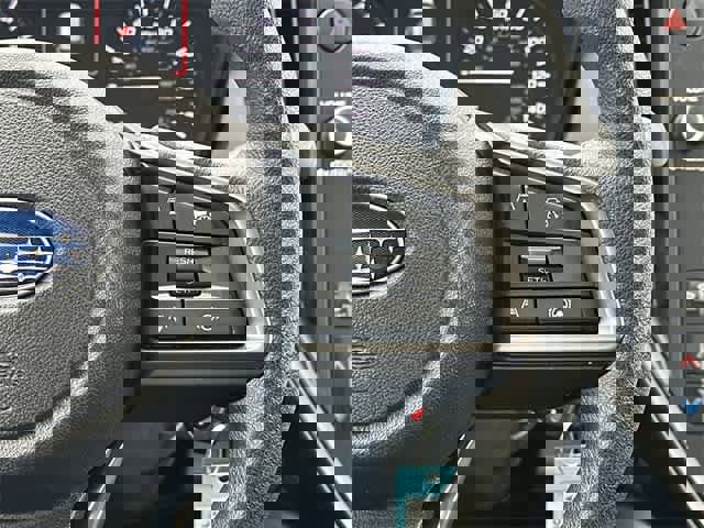 Certified 2025 Subaru Impreza 2.0i image 9