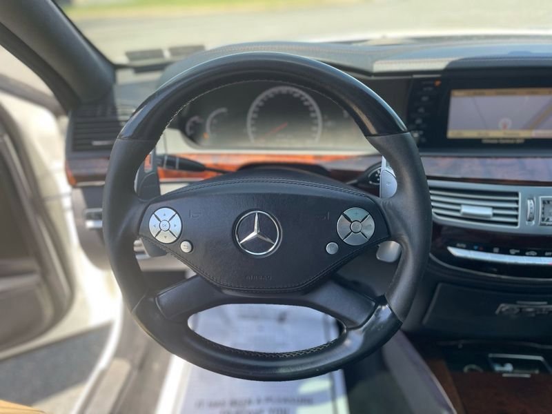 Used 2012 Mercedes-Benz S 63 AMG image 8