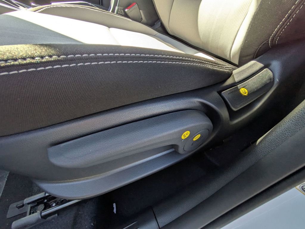 New 2026 Hyundai Venue SEL image 16