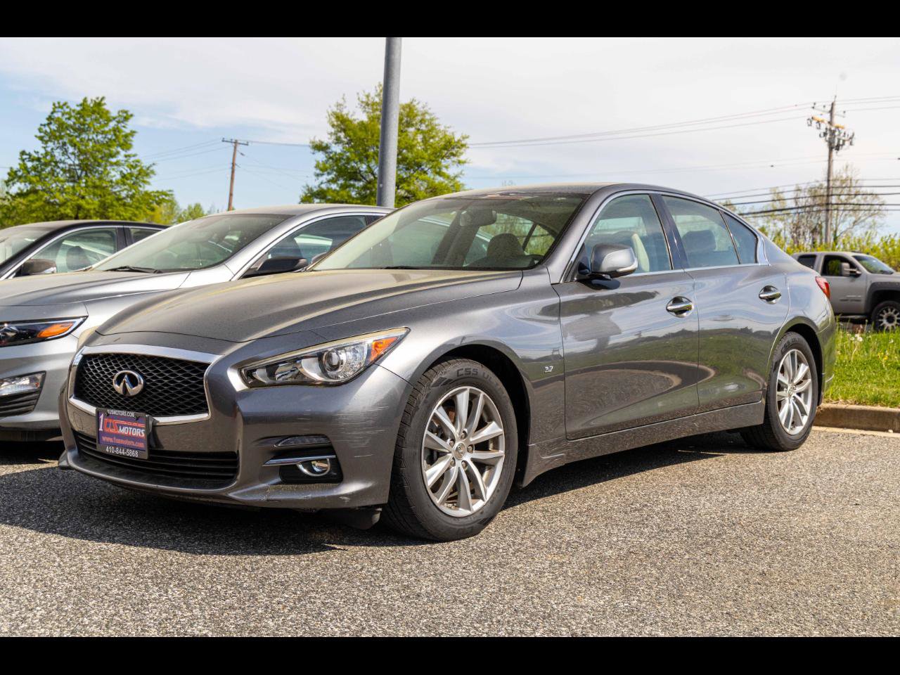Used 2015 INFINITI Q50 Premium w/ Navigation Package AWD/4WD image 1