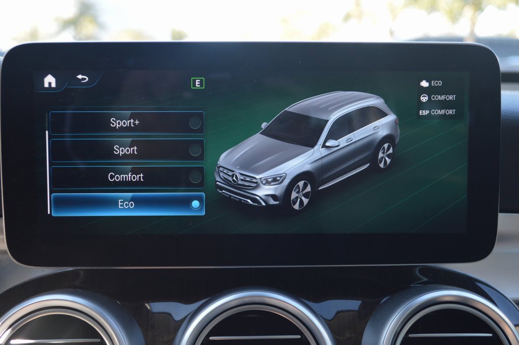 Used 2022 Mercedes-Benz GLC 300 image 23