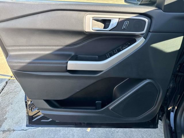 Used 2024 Ford Explorer XLT w/ Equipment Group 202A image 23