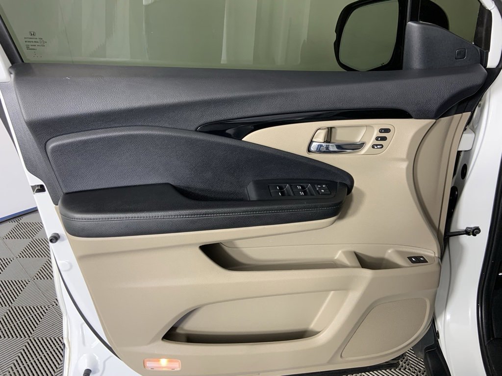Used 2022 Honda Pilot Elite image 29
