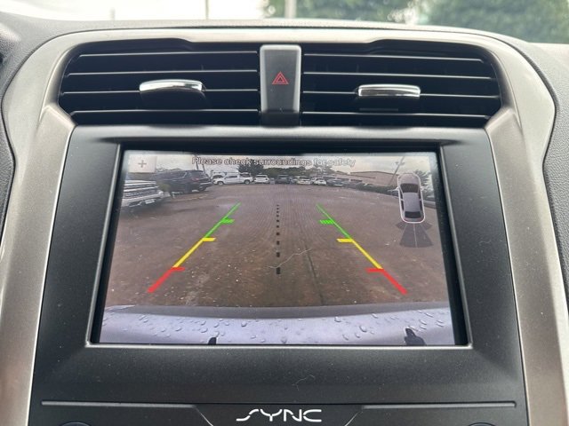Used 2019 Ford Fusion SE image 26