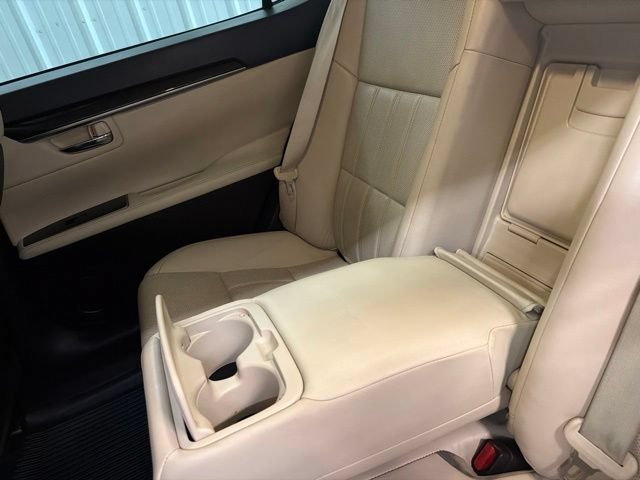 Used 2018 Lexus ES 350 w/ Luxury Package w/Wood Trim FWD image 16