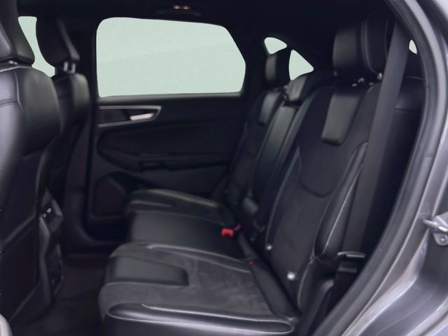 Used 2022 Ford Edge ST w/ Equipment Group 401A AWD/4WD image 10