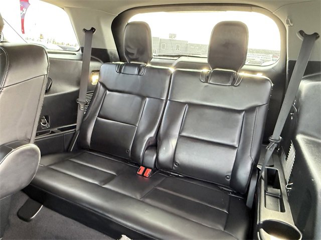 Certified 2022 Ford Explorer XLT w/ Equipment Group 202A image 10