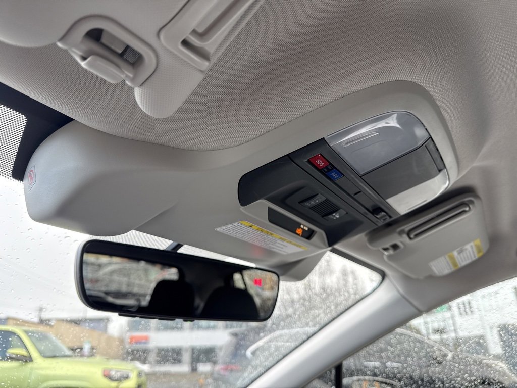 Used 2022 Subaru Crosstrek 2.0i Premium w/ Popular Package #4 image 23