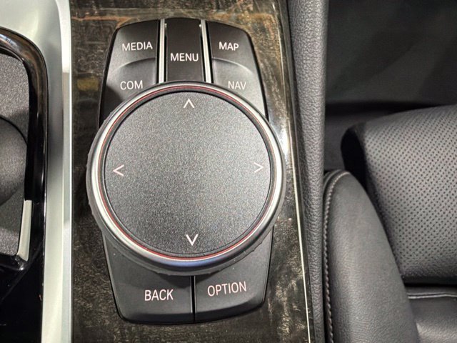 Certified 2023 BMW 530i xDrive w/ Convenience Package AWD/4WD image 39