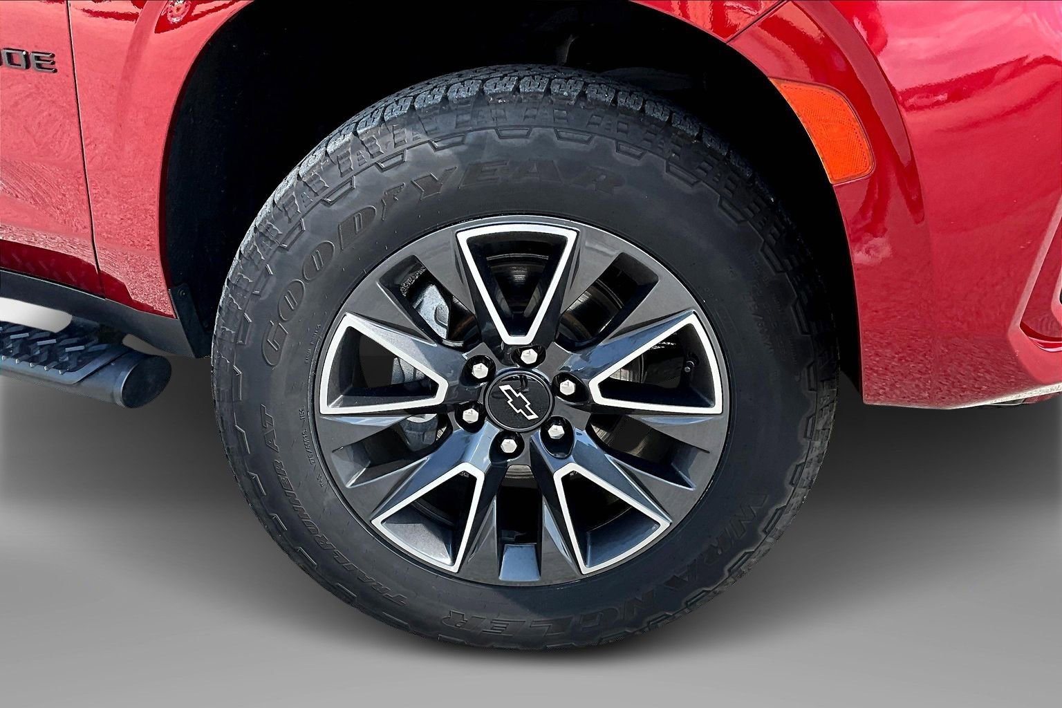 Used 2021 Chevrolet Tahoe Z71 AWD/4WD image 9