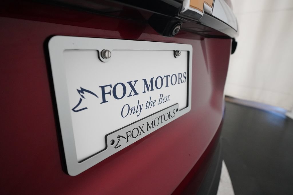 Used 2023 Chevrolet Traverse LT AWD/4WD image 37