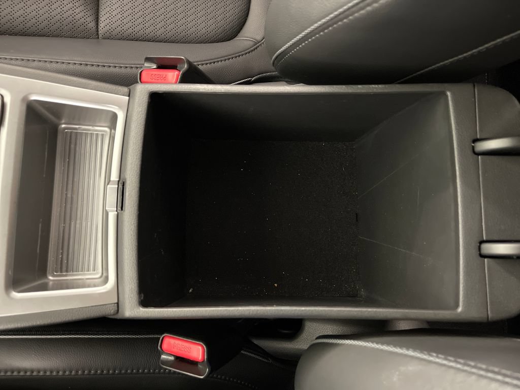 Used 2020 Hyundai Kona Limited FWD image 25