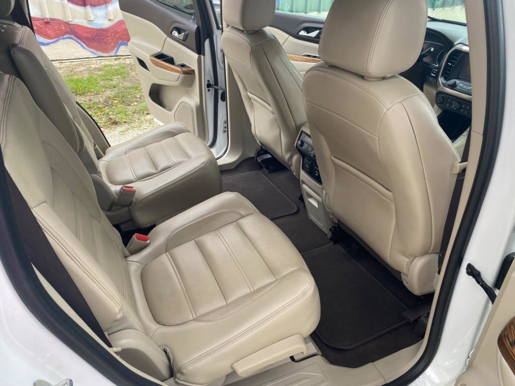 Used 2017 GMC Acadia Denali w/ Technology Package image 13