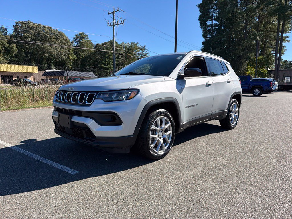Used 2024 Jeep Compass Latitude