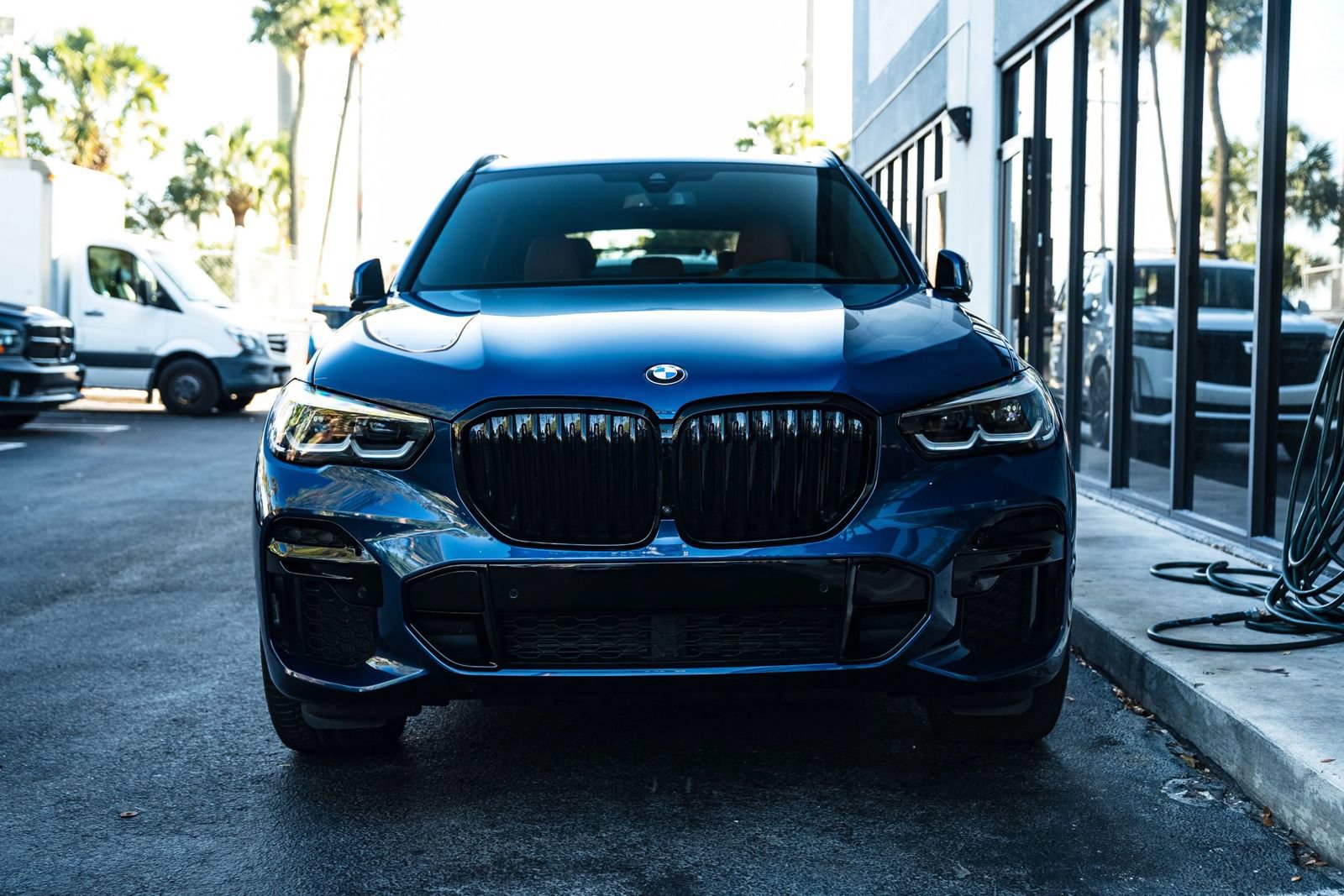 Used 2023 BMW X5 sDrive40i w/ M Sport Package RWD image 3