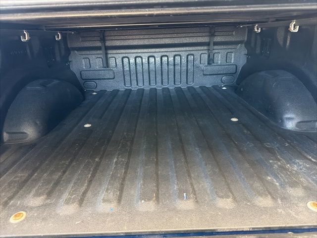 Used 2017 Ford F150 Raptor w/ Equipment Group 802A Luxury AWD/4WD image 11