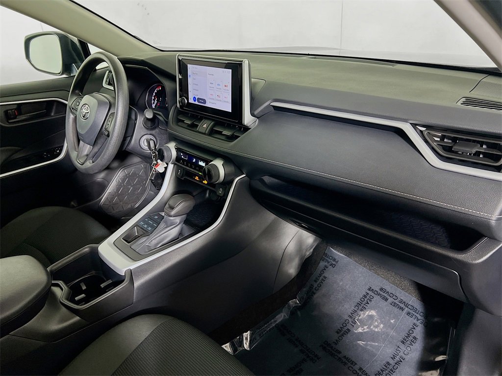 Certified 2025 Toyota RAV4 LE image 26