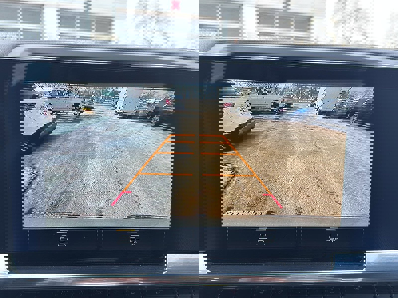 Used 2025 Chevrolet Silverado 1500 LT image 27