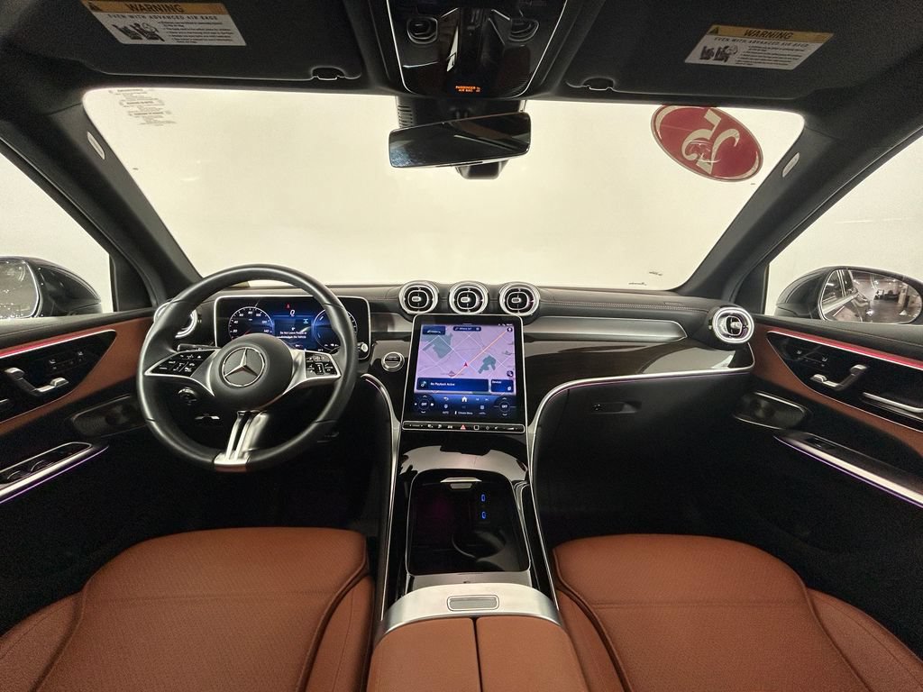 Used 2025 Mercedes-Benz GLC 350e 4MATIC image 13