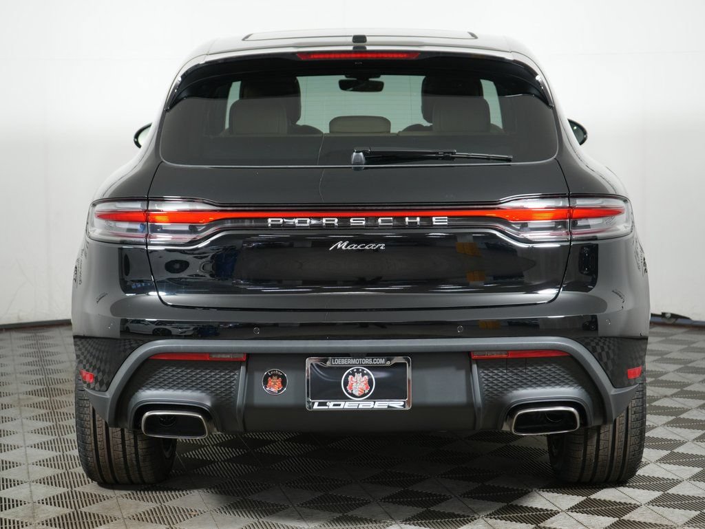 Certified 2026 Porsche Macan AWD/4WD image 6