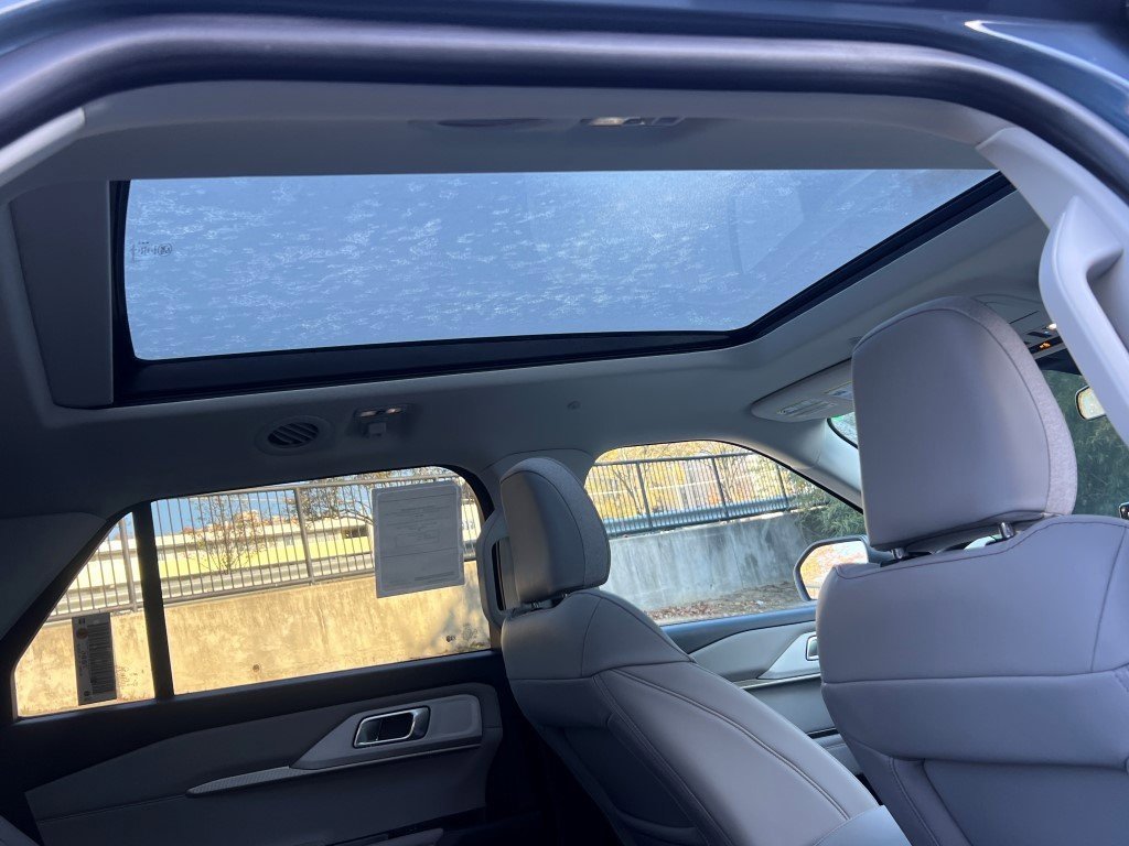 New 2026 Ford Explorer Active w/ Active Comfort Package image 12