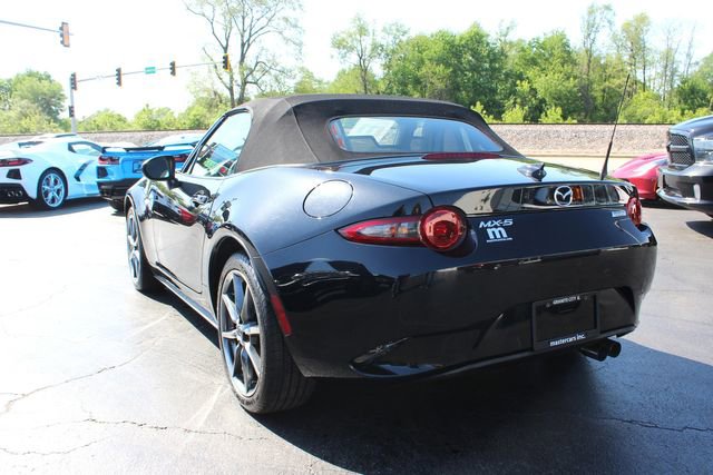 Used 2016 MAZDA MX-5 Miata Grand Touring RWD image 18