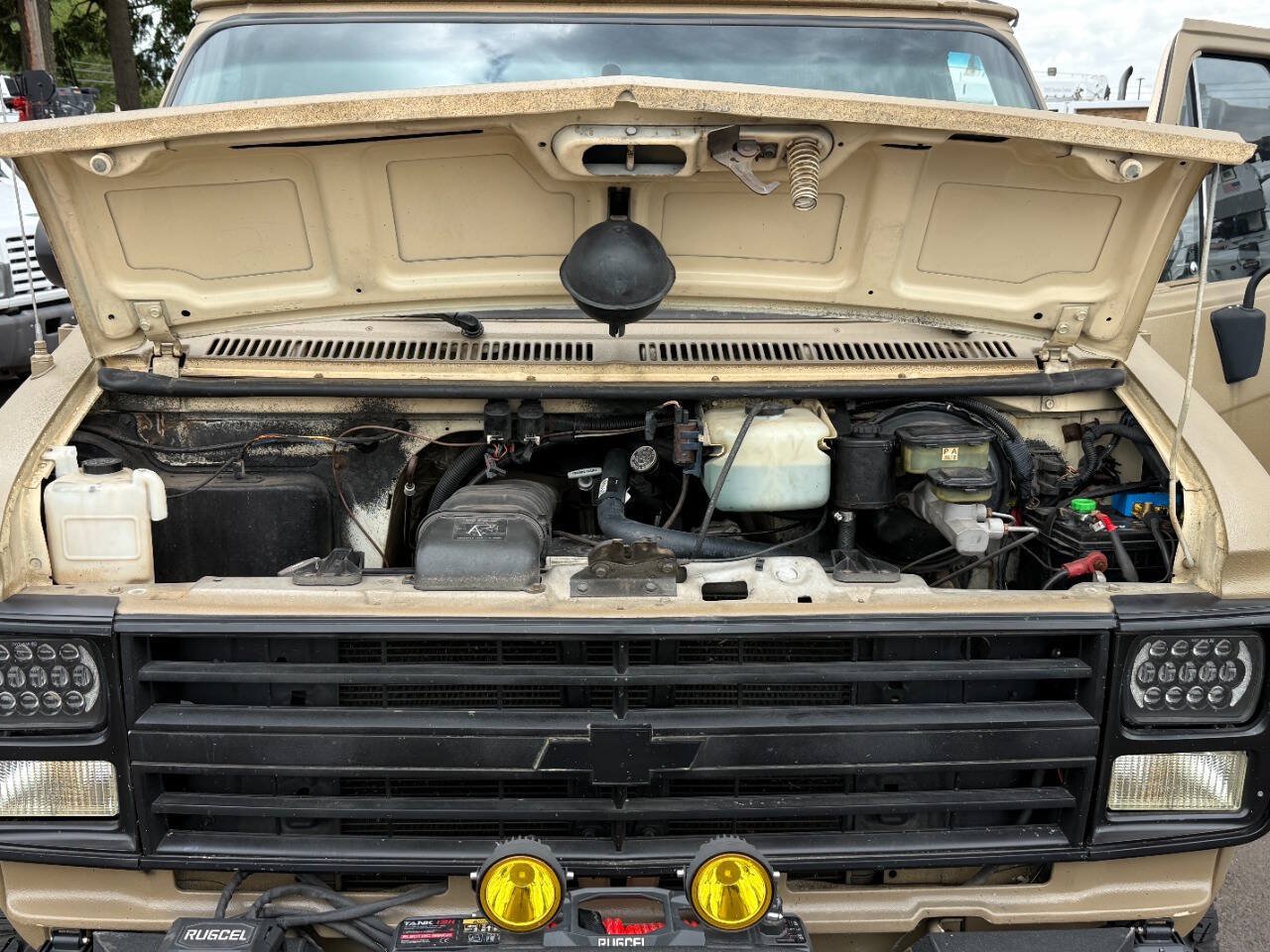 Used 1990 Chevrolet G30 Heavy-Duty Extended Sportvan RWD image 40