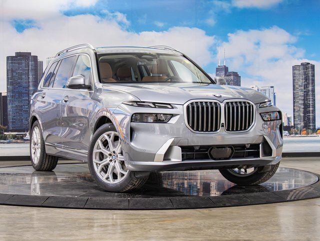 Certified 2025 BMW X7 xDrive40i image 1