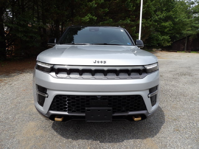 New 2026 Jeep Grand Wagoneer L 4WD image 8