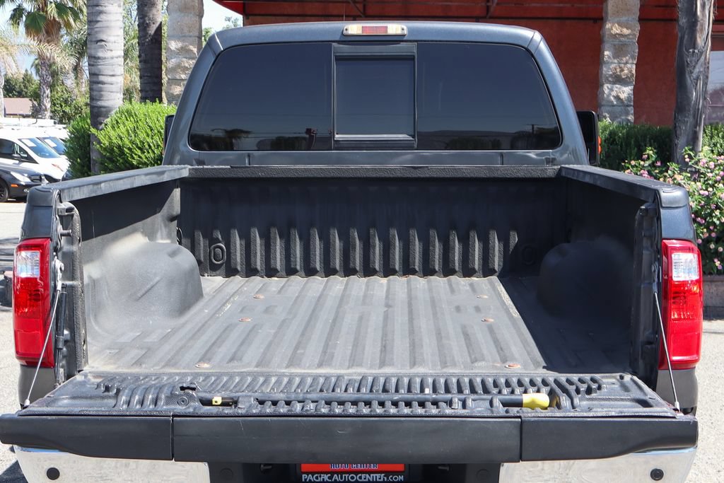 Used 2015 Ford F250 Lariat w/ Lariat Ultimate Package AWD/4WD image 8