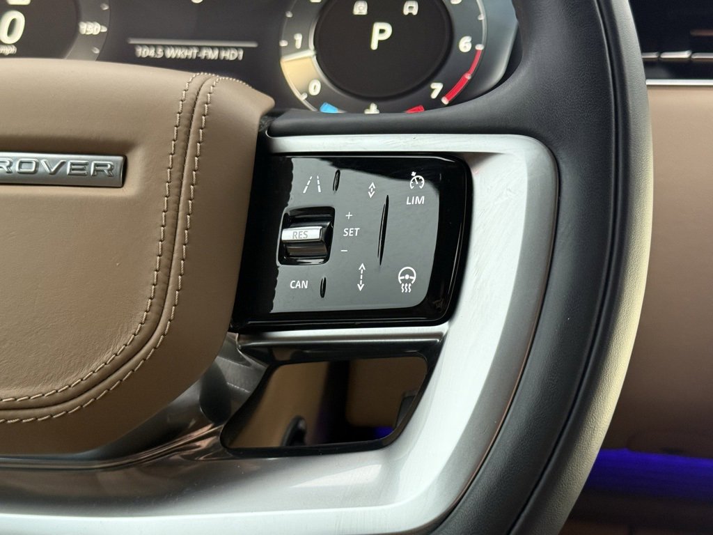 Certified 2023 Land Rover Range Rover SE image 19