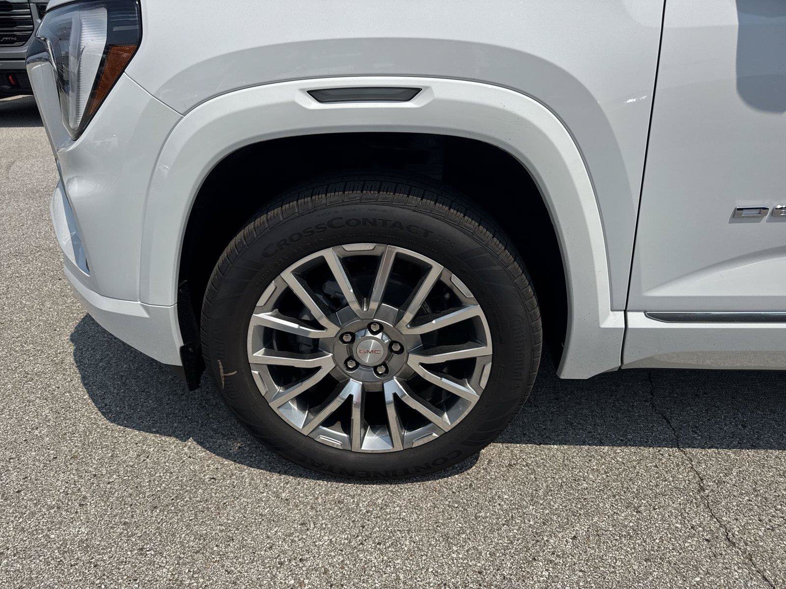 New 2027 GMC Terrain Denali AWD/4WD image 10