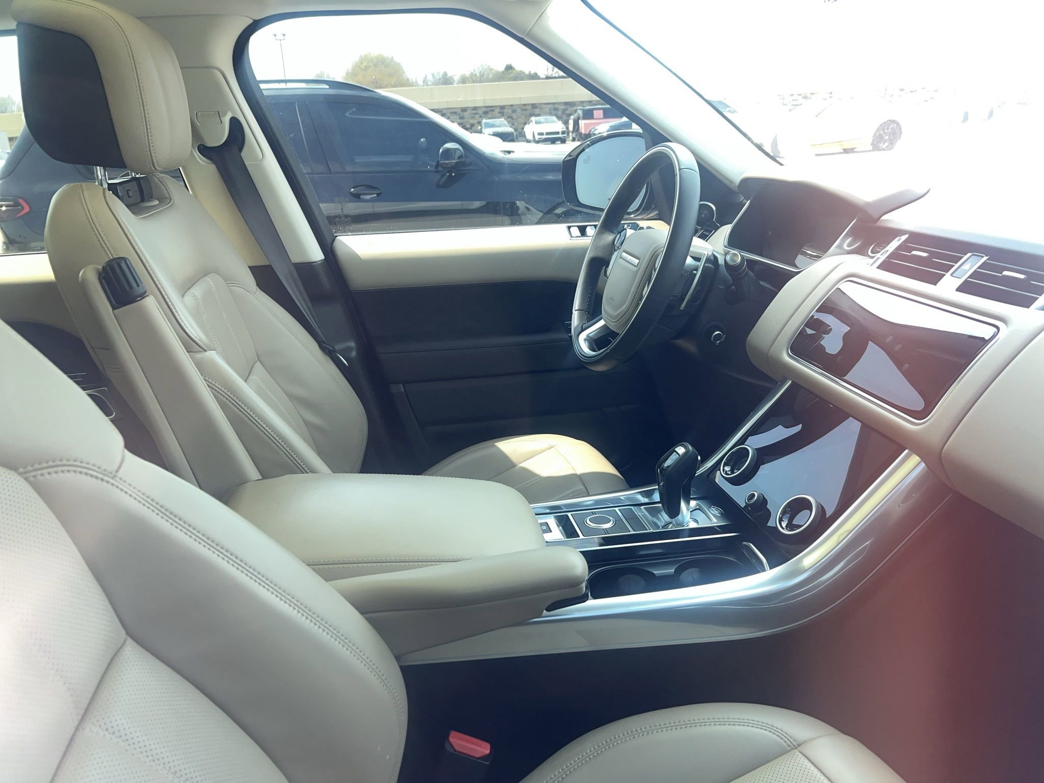 Used 2022 Land Rover Range Rover Sport HSE Silver Edition image 7