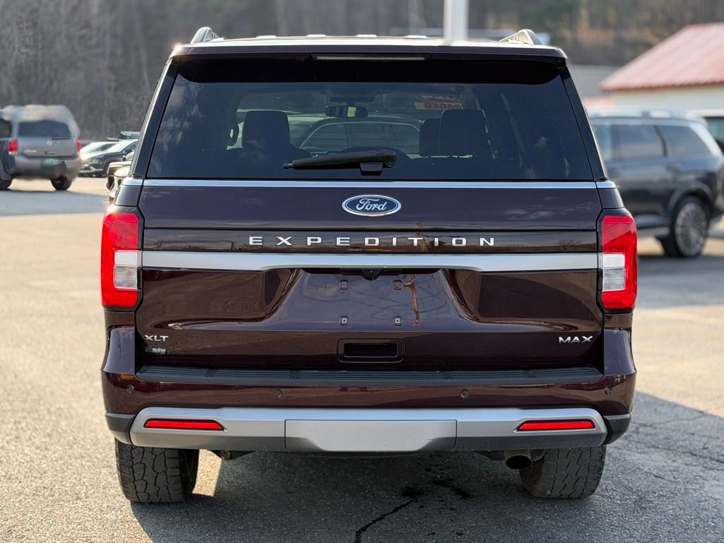 Used 2024 Ford Expedition Max XLT AWD/4WD image 4